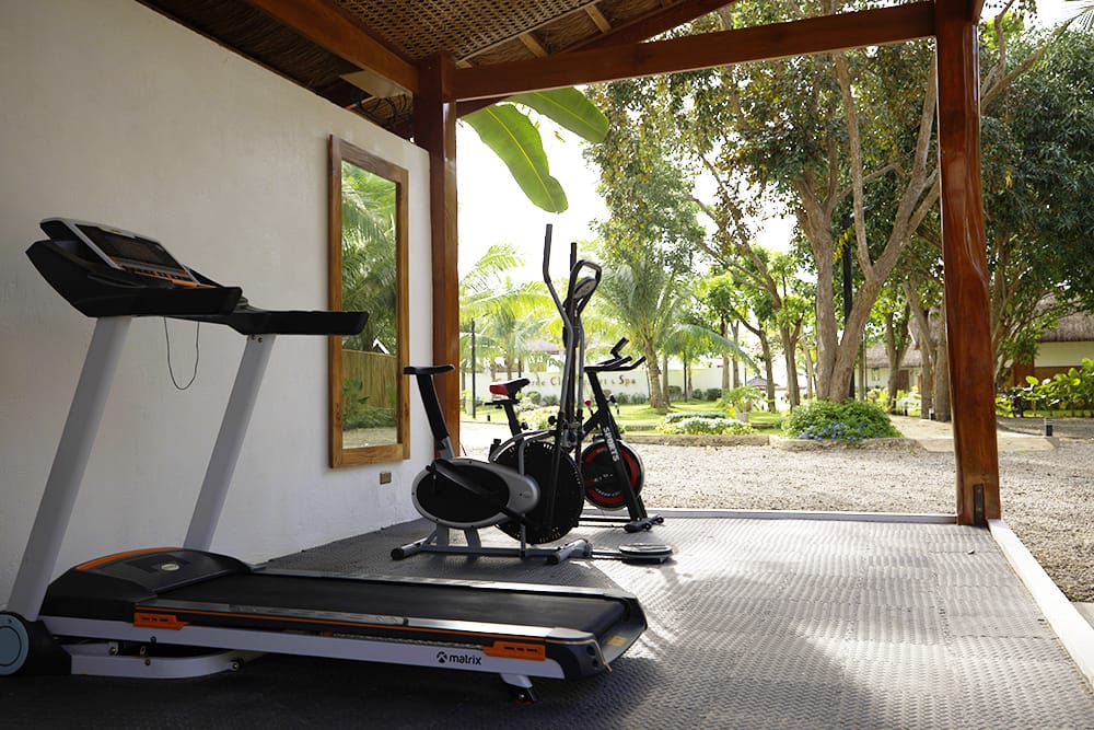 Outdoor gym equipment